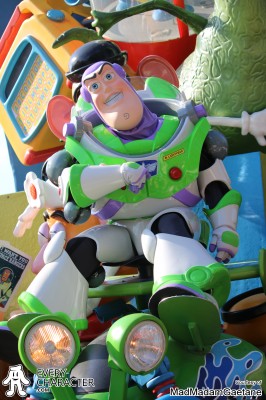 Buzz Lightyear in the Regular Look - 1996-... Outfit Buzz Lightyear in the Regular Look - 1996-... Outfit