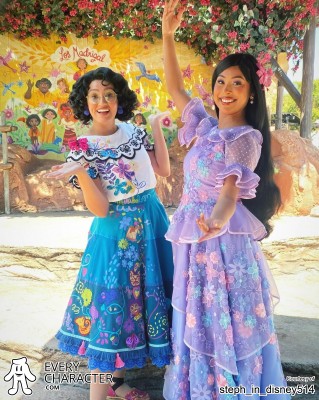 Mirabel & Isabela Mirabel & Isabela