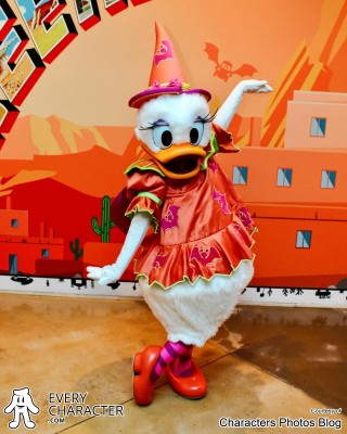 Daisy Duck in the DLP - Halloween 2011 Outfit