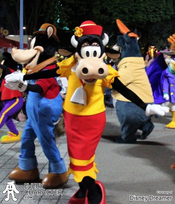 Clarabelle Cow in the Regular Look - 2017-... Outfit Clarabelle Cow in the Regular Look - 2017-... Outfit
