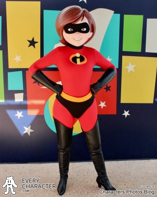 Mrs. Incredible in the Regular Look - 2004-... Outfit Mrs. Incredible in the Regular Look - 2004-... Outfit