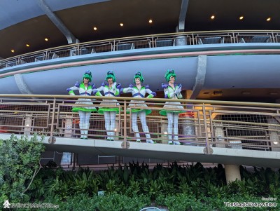 Buzz Dancers in the DCA - Pixar Play Parade Outfit Buzz Dancers in the DCA - Pixar Play Parade Outfit