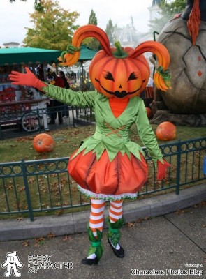 Pumpkin Lady Disney park character Pumpkin Lady