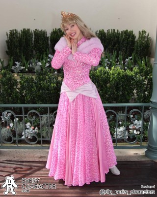 Aurora in the Regular Look - 2013-... Outfit