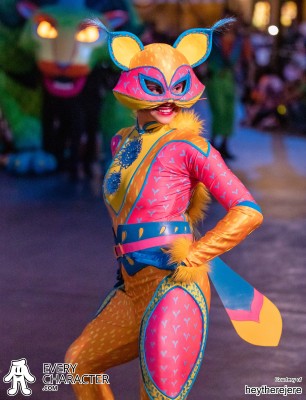 Spirit Animal Dancers in the DLR - Magic Happens Outfit Spirit Animal Dancers in the DLR - Magic Happens Outfit