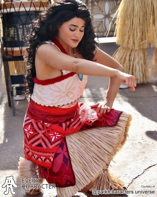 Moana in Voyager in the Moana 2 - Voyager Look - 2024 Outfit Moana in Voyager in the Moana 2 - Voyager Look - 2024 Outfit