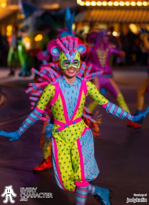 Spirit Animal Dancers in the DLR - Magic Happens Outfit Spirit Animal Dancers in the DLR - Magic Happens Outfit
