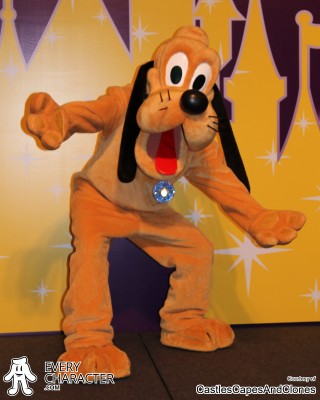 HKDL 5th Anniversary Pluto in the HKDL 5th Anniversary Outfit