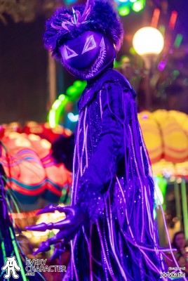 Shadow Men in the DLR - Frightfully Fun Parade Outfit