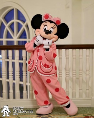 Minnie Mouse in the HKDL - Disneyland Hotel - Bedtime Story Meet 'n' Greet Outfit Minnie Mouse in the HKDL - Disneyland Hotel - Bedtime Story Meet 'n' Greet Outfit