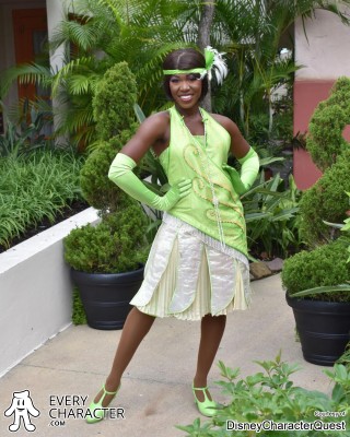 Tiana in the WDW - Fantasy Faire Outfit