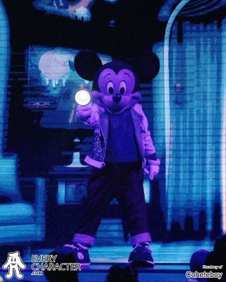 Mickey Mouse in the DCA - Disney Jr. Mickey Mouse Clubhouse Live - 2025 Outfit Mickey Mouse in the DCA - Disney Jr. Mickey Mouse Clubhouse Live - 2025 Outfit