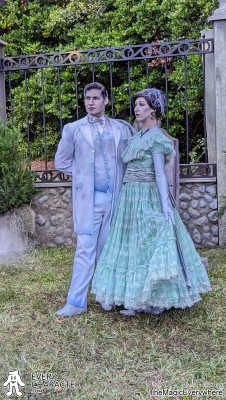 Haunted Mansion Dancers in the WDW Boo to You Outfit