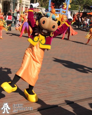 Clarabelle Cow as Miss Harvest Clarabelle Cow as Miss Harvest