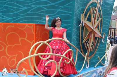 Elena of Avalor with No Staff in the Regular Look - 2016-... Outfit Elena of Avalor with No Staff in the Regular Look - 2016-... Outfit