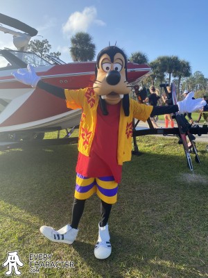 Goofy in the WDW - Speedboat Goofy outfit Goofy in the WDW - Speedboat Goofy outfit