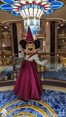Minnie Mouse in Renaissance Gown Minnie Mouse in Renaissance Gown