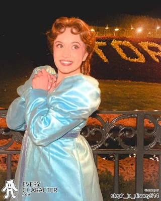 Wendy Darling in the Regular Look - 1994-... Outfit
