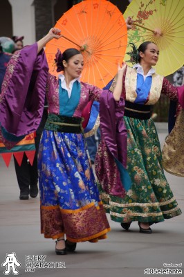 Chinese Umbrella Dancers in the DCA - Mulan's Lunar New Year Procession Outfit Chinese Umbrella Dancers in the DCA - Mulan's Lunar New Year Procession Outfit