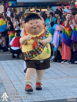 Russell in the Regular Look - 2009-... Outfit