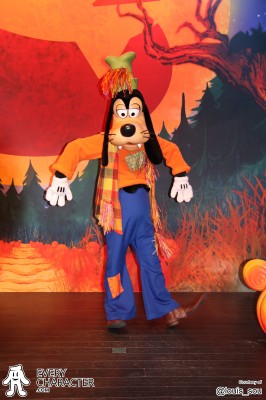 Goofy as Scarecrow in the DLP - Halloween 2000 Outfit