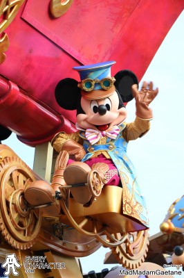 Mickey Mouse in the DLP - Stars on Parade Outfit Mickey Mouse in the DLP - Stars on Parade Outfit