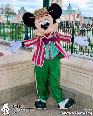 Mickey Mouse in the Regular Look - 2026 Outfit Mickey Mouse in the Regular Look - 2026 Outfit