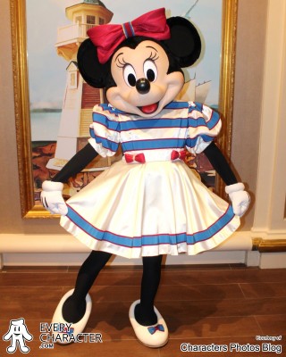Minnie Mouse as Sailor in the DLP - Hotel Newport Bay Club 2021 Outfit Minnie Mouse as Sailor in the DLP - Hotel Newport Bay Club 2021 Outfit