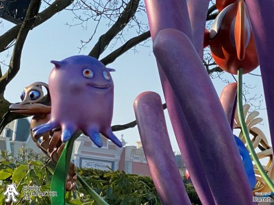 Pearl in the DLP - 30th Anniversary - Gardens of Wonders Outfit