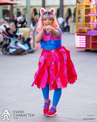 4*Town Dancers in the DCA - Better Together: A Pixar Pals Celebration Parade Outfit 4*Town Dancers in the DCA - Better Together: A Pixar Pals Celebration Parade Outfit