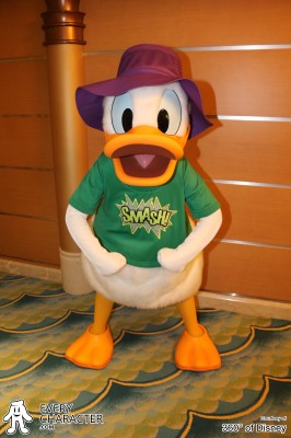 DCL - Marvel Day At Sea Donald Duck as The Hulk in the DCL - Marvel Day At Sea outfit