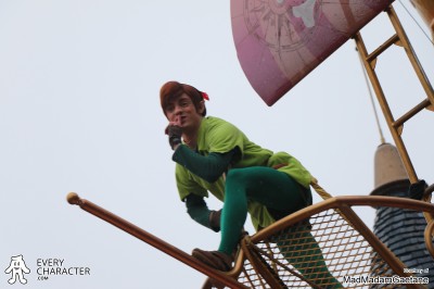 Peter Pan - Winter Look - 2000-... Peter Pan with Long sleeves in the Peter Pan - Winter Look - 2000-... Outfit