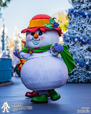 Snow People as Hortense in the DLR - A Christmas Fantasy - Snow People - 2001 - Hortense Outfit Snow People as Hortense in the DLR - A Christmas Fantasy - Snow People - 2001 - Hortense Outfit