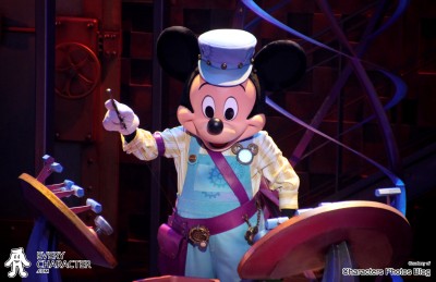 DLP - The Disney Junior Dream Factory Mickey Mouse in the DLP - The Disney Junior Dream Factory outfit