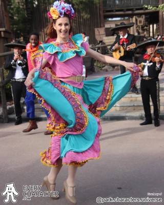 Mexican Dancers in the DLP - Music Festival - Miguel's Fiesta Latina Outfit Mexican Dancers in the DLP - Music Festival - Miguel's Fiesta Latina Outfit
