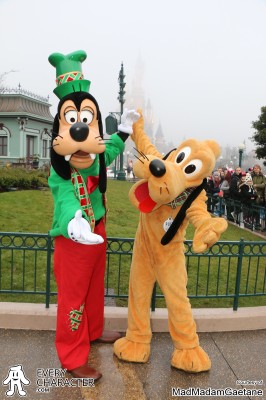 DLP - Extra Magical Christmastime Pluto in the DLP - Extra Magical Christmastime outfit