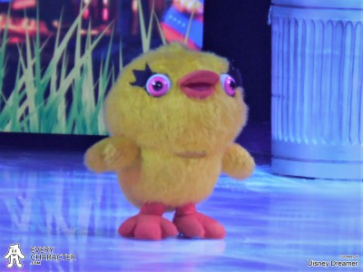 Ducky Disney park character Ducky