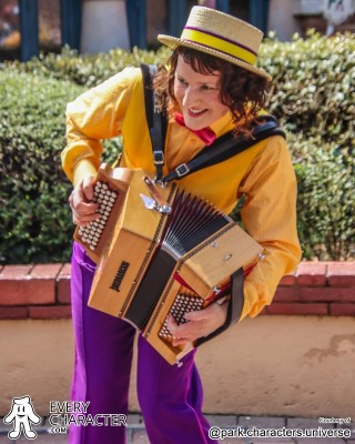 Band in the DLP - Music Festival - Donald and Daisy's Accordionist Outfit Band in the DLP - Music Festival - Donald and Daisy's Accordionist Outfit