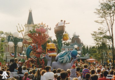 Scuttle in the DLP - The Disney Parade Outfit Scuttle in the DLP - The Disney Parade Outfit
