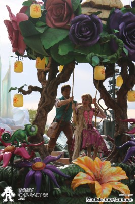 2013-2015 Rapunzel in the DLP - Once Upon a Dream Parade Outfit 2013-2015 Rapunzel in the DLP - Once Upon a Dream Parade Outfit