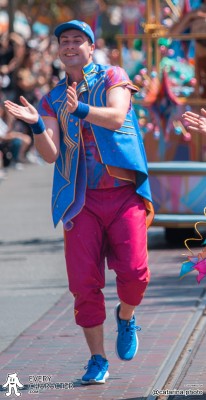 Anniversary dancer in the DLR - Celebrate Happy Cavalcade Outfit Anniversary dancer in the DLR - Celebrate Happy Cavalcade Outfit