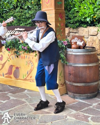 Folk Band in the DLP - Music Festival - Musical Meet-up with Rapunzel and Flynn Outfit Folk Band in the DLP - Music Festival - Musical Meet-up with Rapunzel and Flynn Outfit