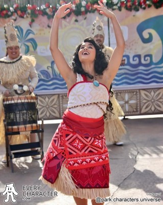 Moana in Voyager in the Moana 2 - Voyager Look - 2024 Outfit Moana in Voyager in the Moana 2 - Voyager Look - 2024 Outfit