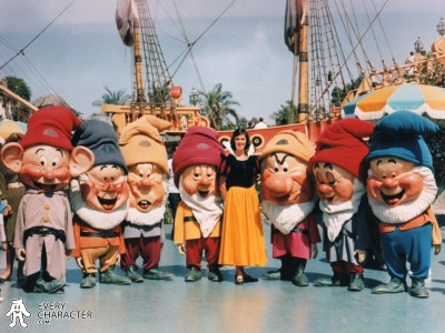 Snow White in the Regular Look - 1960s-1970s Outfit