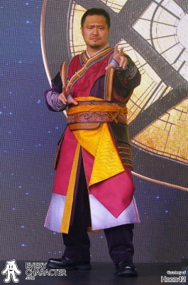 Disney park character Wong - 王