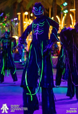 Shadow Men in the DLR - Frightfully Fun Parade Outfit