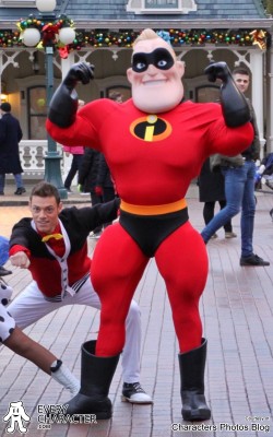 Mr. Incredible in the Regular Look - 2004-... Outfit Mr. Incredible in the Regular Look - 2004-... Outfit