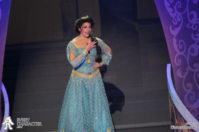 Jasmine in the DCL - Believe Outfit