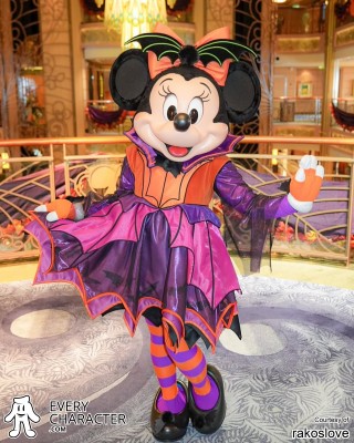 Minnie Mouse as Batty Ensemble Minnie Mouse as Batty Ensemble
