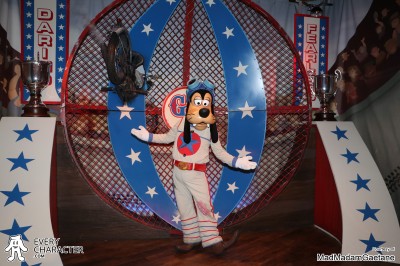 Goofy as The Great Goofini in the WDW - Circus Stars Outfit Goofy as The Great Goofini in the WDW - Circus Stars Outfit